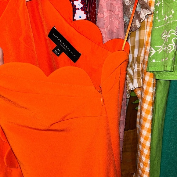 Victoria Beckham off shoulder mini dress - Picture 4 of 5